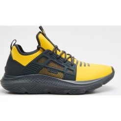 Buty sportowe - Żółty. Żółte buty sportowe na co dzień męskie Cropp, bez zapięcia. Za 159.99 zł.