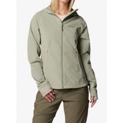 Kurtka softshell damska Columbia Sweet As III Hooded Softshell. Zielone kurtki damskie Columbia, bez wzorów, z softshellu, bez kaptura. Za 325.49 zł.