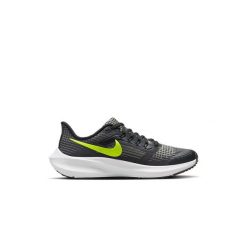 Buty piłkarskie Chłopcy Air Zoom Pegasus 39 Nike. Czarne obuwie do biegania damskie Nike. Za 379.00 zł.