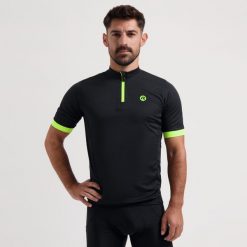 Koszulka rowerowa męska Rogelli Core z krótkim rękawem. Czarne t-shirty sportowe męskie Rogelli, na lato, m, z materiału, bez ramiączek, na fitness i siłownię. Za 146.00 zł.