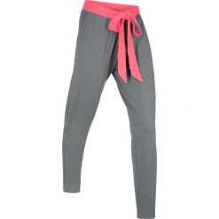 Spodnie shirtowe, długie, Level 1 bonprix dymny szary - jasnoróżowy. Szare spodnie materiałowe damskie bonprix, na fitness i siłownię. Za 59.99 zł.