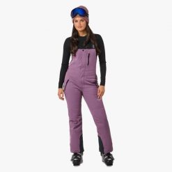 Spodnie narciarskie Kobieta Swedemount Cervinia Bib Pants wodoodporne. Fioletowe spodnie materiałowe damskie SWEDEMOUNT, bez wzorów, sportowe. W wyprzedaży za 522.00 zł.