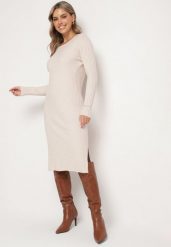 Jasnobeżowa Sukienka Sweterkowa z Wiskozą Ozdobiona z Boku Rozcięciami Ninnoriel. Brązowe sukienki damskie Born2be, na co dzień, s, bez wzorów, z wiskozy, eleganckie, bez kołnierzyka, bez ramiączek, midi, proste. W wyprzedaży za 71.99 zł.