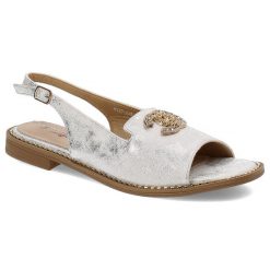 Białe Sandały S.Barski Eleganckie Obuwie Damskie Z Broszką. Białe broszki damskie S.BARSKI, bez wzorów, ze skóry ekologicznej, bez obcasa. Za 109.00 zł.