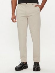 Calvin Klein Spodnie materiałowe K10K113647 Beżowy Comfort Fit. Brązowe spodnie materiałowe męskie CALVIN KLEIN, bez wzorów, z materiału. Za 339.99 zł.