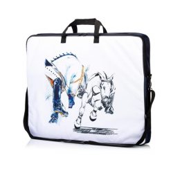 Torba pokrowiec na czapraki GALOP WEAR dressage. Białe torebki klasyczne damskie GALOP WEAR, bez wzorów, bez dodatków. Za 199.00 zł.
