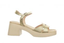 Sandały Wonders D-1021 Platino 138029, Złoty, Skóra naturalna - 40. Żółte sandały damskie Wonders, bez wzorów, z materiału, bez obcasa, na obcasie. W wyprzedaży za 359.10 zł.