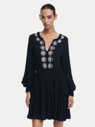 Desigual Sukienka codzienna Jacksonville 24WWVW64 Czarny Regular Fit. Czarne sukienki damskie Desigual, na co dzień, s, bez wzorów, z wiskozy, bez kołnierzyka, bez ramiączek, proste. Za 219.99 zł.