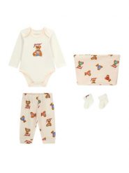 Guess Komplet body, spodnie i skarpetki H6YG08 K4134 Kremowy. Białe spodnie niemowlęce Guess, z aplikacjami, z bawełny. Za 264.99 zł.