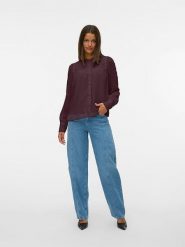 Vero Moda Bluzka w kolorze brązowym rozmiar: XL. Brązowe bluzki damskie Vero Moda, xl, bez wzorów, z koronki, bez kołnierzyka, bez ramiączek. Za 83.42 zł.