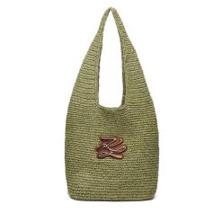 Torebka KARL LAGERFELD. Zielone torebki klasyczne damskie Karl Lagerfeld, bez wzorów, bez dodatków. Za 779.99 zł.