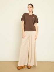 BGN Koszulka w kolorze brązowym rozmiar: 40. Brązowe bluzki damskie BGN, bez wzorów, bez kołnierzyka, bez ramiączek. Za 56.99 zł.