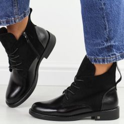 Czarne zimowe płaskie botki damskie Potocki 12080 Bk. Czarne botki damskie POTOCKI, na jesień, z lakierowanej skóry, eleganckie, bez obcasa, na obcasie, bez zapięcia. Za 229.00 zł.