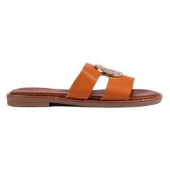 Eleganckie klapki damskie camel brązowe. Brązowe klapki damskie bez wzorów, bez obcasa. Za 110.92 zł.