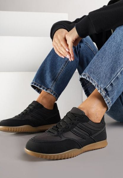 Czarne Sneakersy Tenisówki z Geometrycznym Motywem Fesindia. Czarne trampki i tenisówki damskie Renee, bez wzorów, z jeansu. Za 89.99 zł.