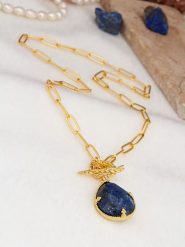 Pierres delicates Naszyjnik z zawieszką - dł. 47 cm rozmiar: onesize. Niebieskie naszyjniki damskie Pierres delicates, z mosiądzu. Za 43.99 zł.