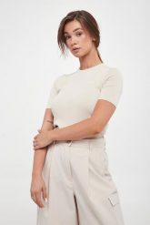 Sweter z krótkim rękawem Canna MARELLA MONOCHROME. Swetry klasyczne damskie Marella, s, bez kołnierzyka. W wyprzedaży za 591.75 zł.