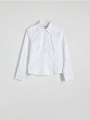 Koszula z bawełną - biały. Białe koszule damskie Reserved, l, bez wzorów, z bawełny, bez kołnierzyka, bez ramiączek. W wyprzedaży za 49.99 zł.