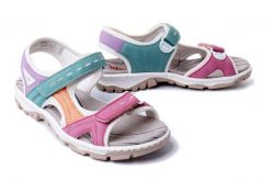RIEKER 68866-92 multi, sandały damskie. Sandały damskie Rieker, bez wzorów, bez obcasa. Za 255.92 zł.
