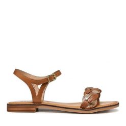 Sandały Geox. Brązowe sandały damskie Geox, bez wzorów, bez obcasa, na płaskiej podeszwie. Za 399.99 zł.