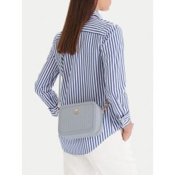 Torebka Beverly Hills Polo Club. Niebieskie listonoszki damskie Beverly Hills Polo Club, bez wzorów, bez dodatków. Za 249.99 zł.