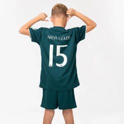 Arda Güler Real Madrid Strój Wyjazdowy 26/27. Zielone szorty męskie Real Madrid, bez wzorów, z materiału, eleganckie. Za 269.99 zł.