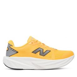 Buty do biegania New Balance. Brązowe obuwie do biegania damskie New Balance. Za 699.99 zł.