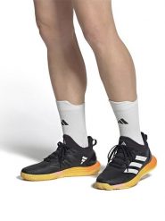 Adidas Skórzane buty "Adizero Ubersonic 4.1" w kolorze czarnym do tenisa rozmiar: 44. Czarne obuwie trekkingowe damskie Adidas. Za 356.78 zł.