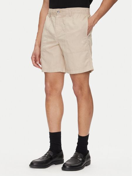 Calvin Klein Jeans Szorty materiałowe J30J327300 Beżowy Regular Fit. Brązowe szorty męskie Calvin Klein Jeans, z bawełny, bez kołnierzyka. Za 399.99 zł.