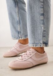 Różowe Sneakersy Klasyczne Tenisówki z Zamszu Naturalnego Talanashta. Czerwone trampki i tenisówki damskie Renee, bez wzorów, z jeansu. Za 199.99 zł.