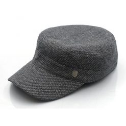 Delikatnie Ocieplana Czapka z Daszkiem (Partolówka) - Pako Jeans - z Nausznikamii. Szare czapki męskie Pako Jeans, na zimę, bez wzorów, z bawełny. Za 49.00 zł.