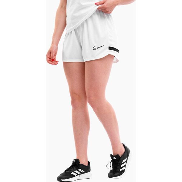 Spodenki sportowe damskie Nike Dri-FIT Academy. Białe spodenki sportowe damskie Nike, xl. Za 54.00 zł.