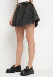 Czarna Spódnica Bombka z Bawełny z Podszewką Typu Szorty Ozdobiona Paskiem Relisia. Czarne spódniczki damskie Born2be, bez wzorów, z bawełny, eleganckie. Za 119.99 zł.