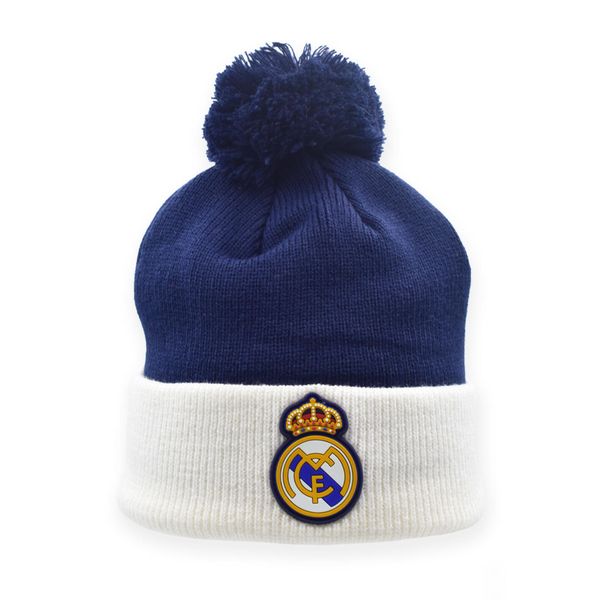 Czapka Real Madryt beanie - oficjalna licencjonowana. Niebieskie czapki męskie Real Madrid, bez wzorów, sportowe. Za 109.00 zł.