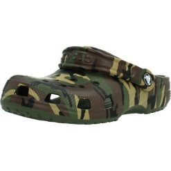 Sandały CROCS CLASSIC CAMOUFLAGE Zielony. Zielone sandały męskie Crocs, z materiału, bez zapięcia. Za 199.99 zł.