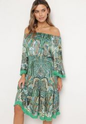 Zielona Sukienka Hiszpanka Ozdobiona Frędzlami o Rozkloszowanym Fasonie w Print Paisley Allnight. Zielone sukienki damskie Born2be, na co dzień, l, bez wzorów, eleganckie, bez kołnierzyka, bez ramiączek, midi, proste. W wyprzedaży za 67.99 zł.