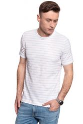 MĘSKI T-SHIRT MUSTANG ALEX C PRINT +DL 1009509 11758. T-shirty męskie Mustang, m, bez wzorów, bez kołnierzyka. W wyprzedaży za 39.99 zł.
