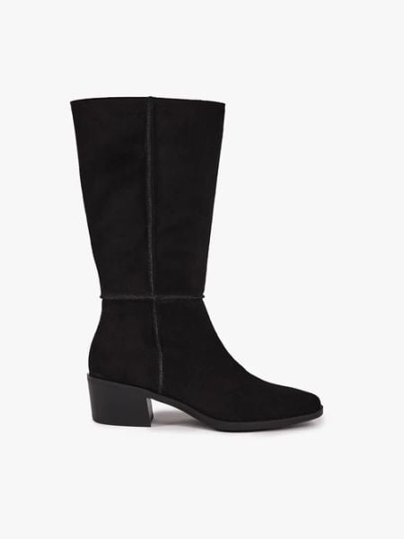 Czarne wyższe botki na obcasie. Czarne botki damskie Ryłko, z weluru, klasyczne, bez obcasa, na obcasie, bez zapięcia. Za 649.99 zł.