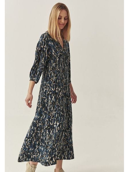 TATUUM Sukienka w kolorze granatowo-beżowym rozmiar: 42. Niebieskie sukienki damskie Tatuum, bez wzorów, z wiskozy, bez kołnierzyka, bez ramiączek, maxi. Za 148.26 zł.