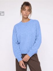 Sweter chunky z obniżoną linią ramion - niebieski. Niebieskie swetry klasyczne damskie Sinsay, l, bez kołnierzyka. Za 59.99 zł.