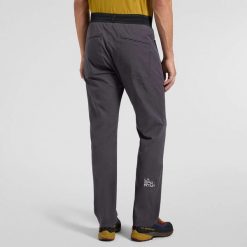 Spodnie La Sportiva Pueblo. Szare spodnie materiałowe męskie La Sportiva, bez wzorów. Za 489.60 zł.