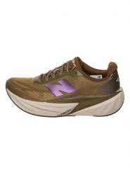 New Balance Buty "FuelCell Rebel v5" w kolorze khaki do biegania rozmiar: 40,5. Brązowe obuwie do biegania damskie New Balance. Za 416.77 zł.