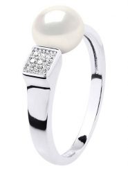 Pearl Addict Srebrny pierścionek z perłą rozmiar: onesize. Szare pierścionki damskie Pearl Addict, z cyrkonią, srebrne. Za 217.99 zł.