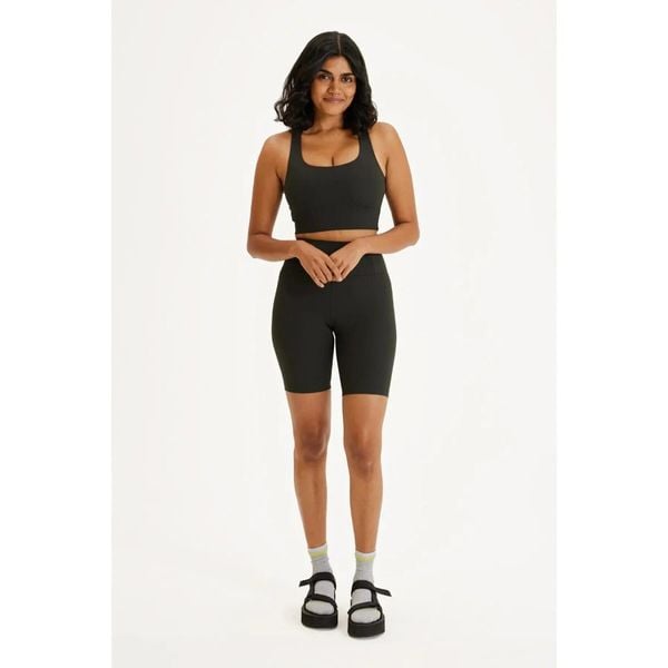 Biustonosz dla kobiet Girlfriend Collective Rib Paloma. Czarne biustonosze sportowe damskie GIRLFRIEND COLLECTIVE, bez wzorów, prążkowane. Za 268.00 zł.