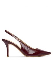 Guess Szpilki FLTNAS LEP05 Bordowy. Czerwone szpilki Guess, z aplikacjami, z lakierowanej skóry, bez obcasa. Za 634.99 zł.