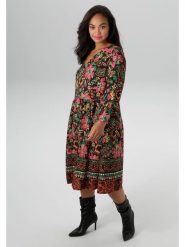 Aniston Sukienka w kolorze czarnym ze wzorem rozmiar: 50. Czarne sukienki damskie Aniston, bez wzorów, z wiskozy, bez kołnierzyka, bez ramiączek, midi. Za 91.77 zł.