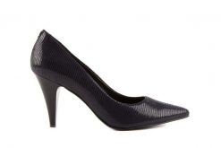 Czółenka Bayla-056 2056-616 Granat, Skóra naturalna - 36. Niebieskie czółenka damskie Bayla, bez wzorów, z lakierowanej skóry, bez obcasa. W wyprzedaży za 89.10 zł.