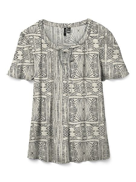 Vero Moda Bluzka w kolorze kremowo-czarnym rozmiar: XS. Brązowe bluzki damskie Vero Moda, s, bez wzorów, z wiskozy, klasyczne, bez kołnierzyka, bez ramiączek. Za 48.05 zł.