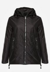 Czarna Przejściowa Pikowana Kurtka z Odpinanym Kapturem Nevistta. Czarne kurtki damskie Born2be, plus size, bez wzorów, z jeansu. Za 149.99 zł.