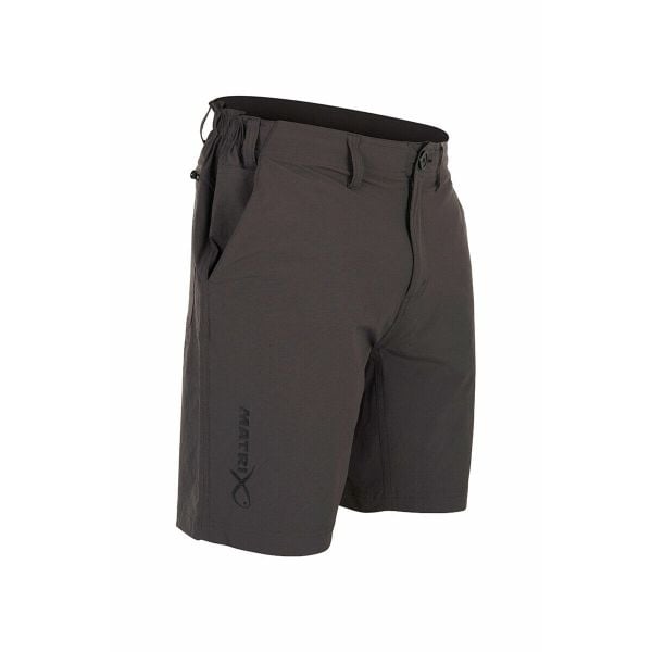 Spodenki Wędkarskie Matrix Lightweight Water Resistant Shorts. Czarne szorty męskie FISH MATRIX, bez wzorów, sportowe. Za 189.00 zł.